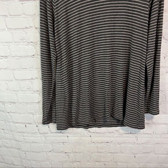 Cabi Blair Long Sleeve Top size large - Picture 5 of 6